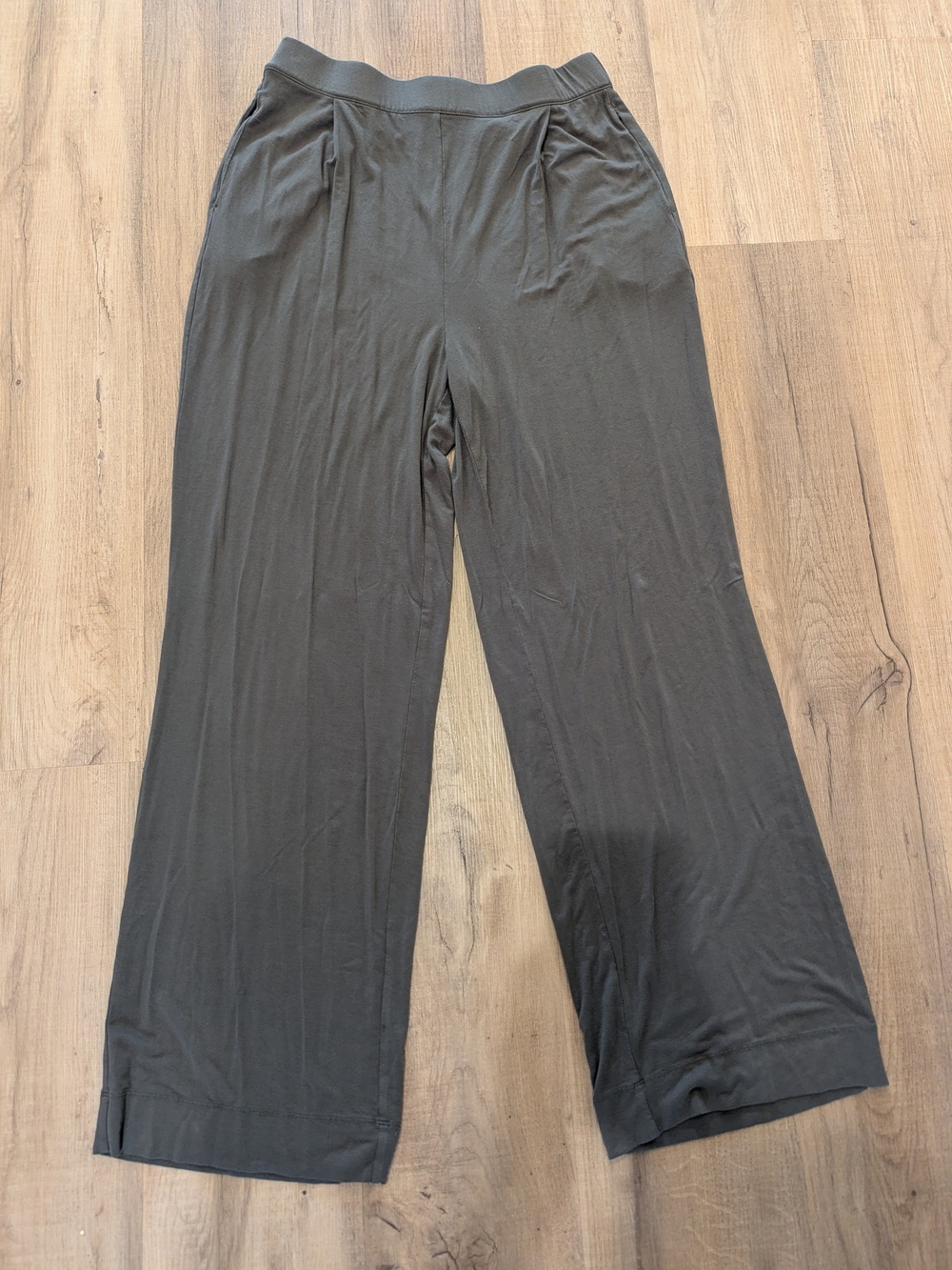 TKEES Wide-Leg Lounge Pants - Picture 2 of 9